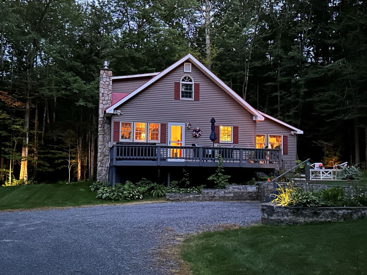 Adirondack House in  Lake Pleasant